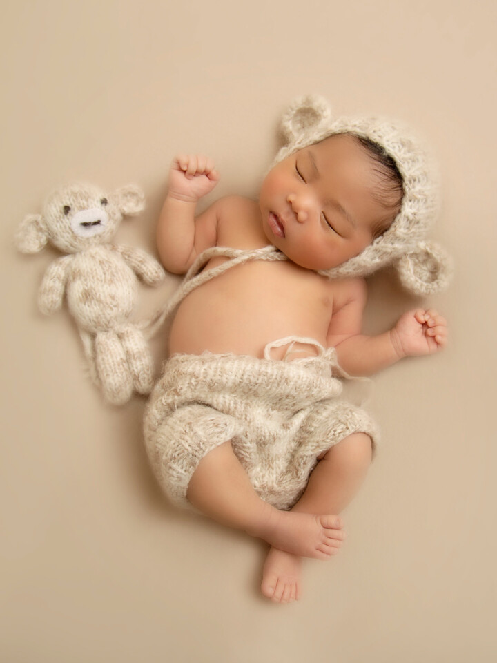 Artin Studio offering Newborn Photography in Vancouver and Coquitlam (18)