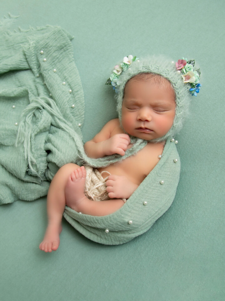 Artin Studio offering Newborn Photography in Vancouver and Coquitlam (3)