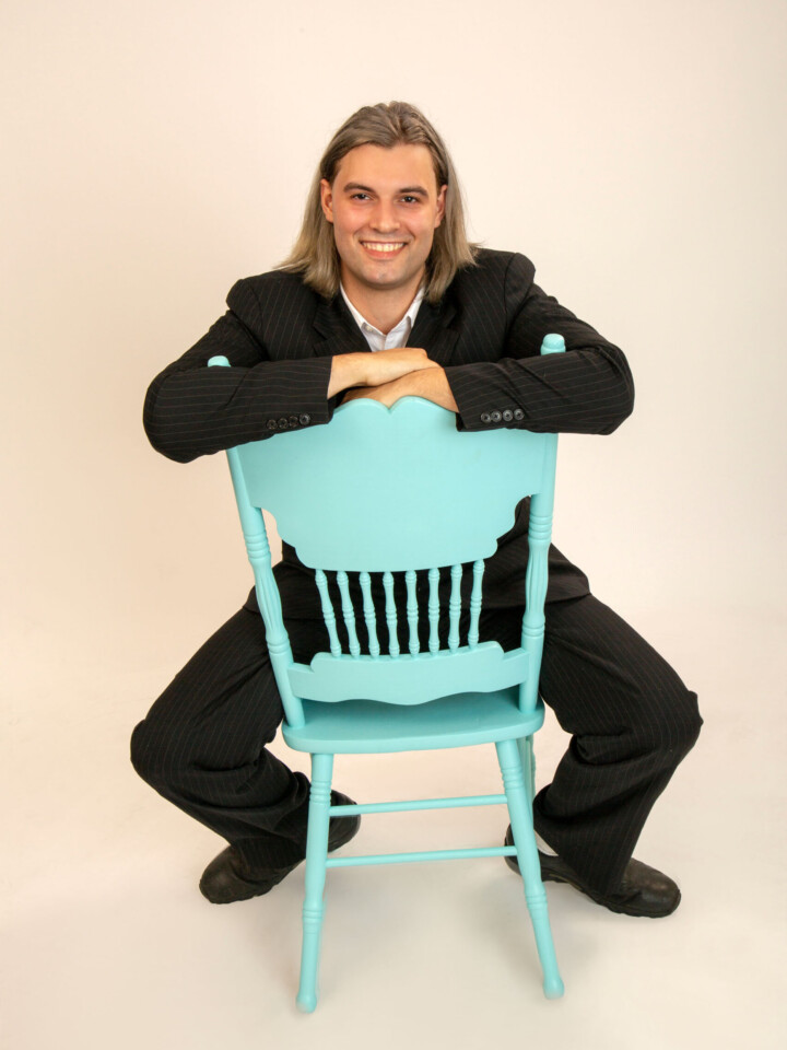 Artin Headshot & Portrait Photography Vancouver are