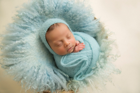 How long does it take to edit newborn photos?